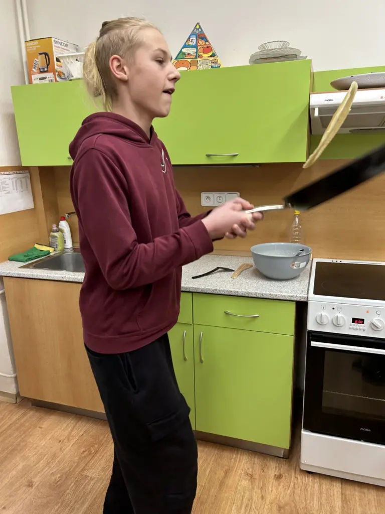 Palačinkový den FJ 8.AB